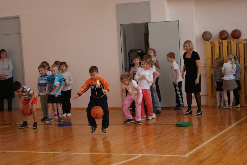 Картинки подвижных игр в школе